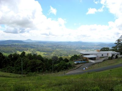 172 Thompson Road, Dulong