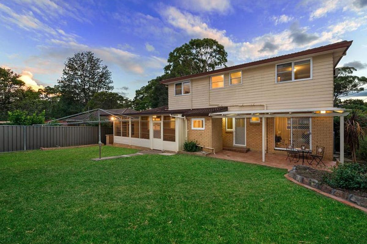 8 McDonald Street, North Rocks