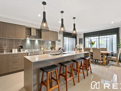 44 Karawarra Circuit, Cranbourne North