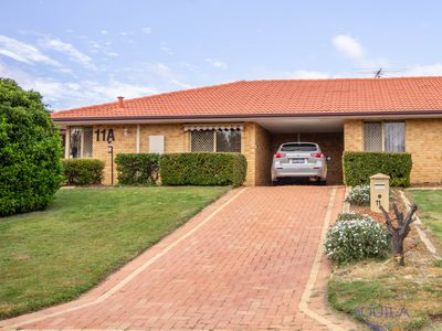11 Robinia Rise, Helena Valley