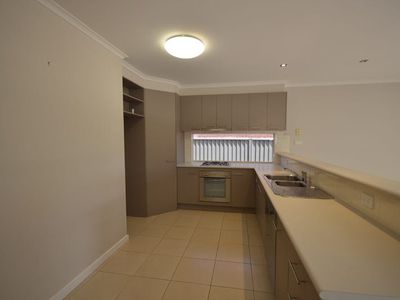 3 / 16 Keck Street, Flora Hill