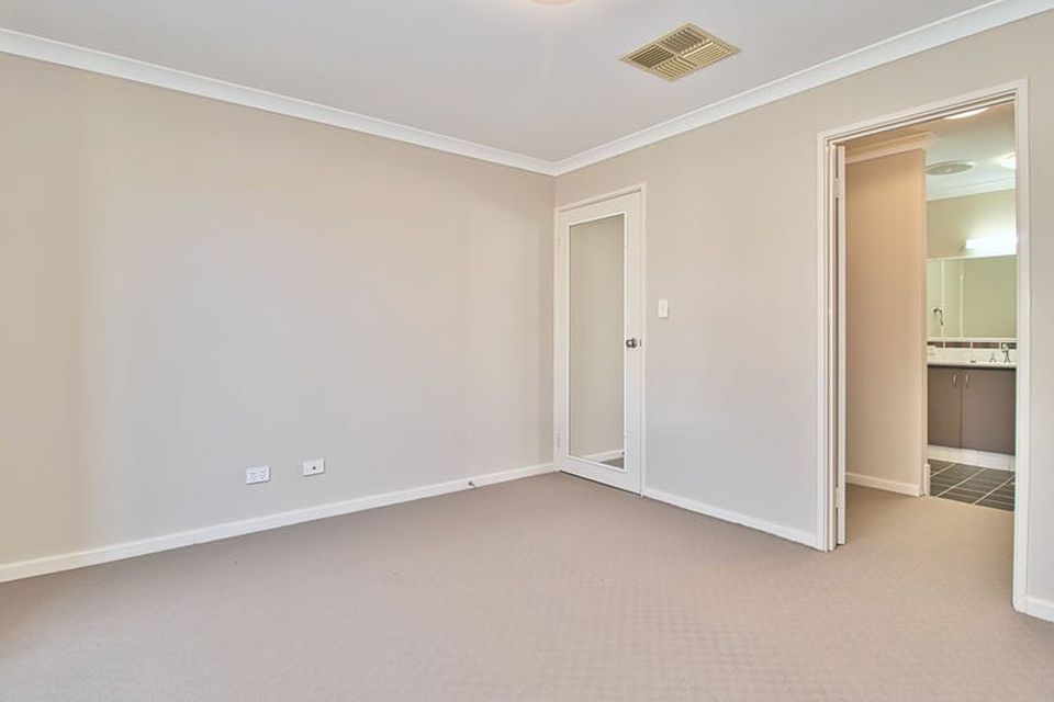 14 Nundle Road , Baldivis