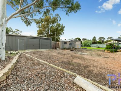 13 Hakea Road, Huntly