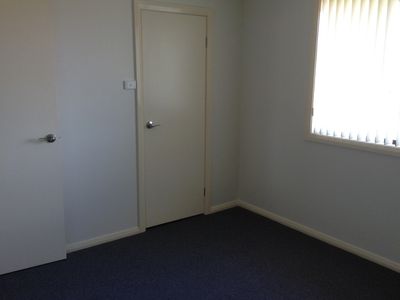 2 / 18 Addison Avenue, Lake Illawarra