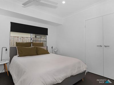 16 Porcupine Way, Mount Peter