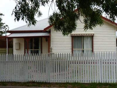 7 Edward Street, Horsham