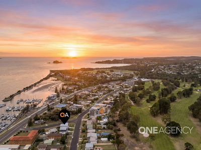 2 / 21a Golf Links Drive, Batemans Bay