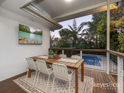 5 Outlook Crescent, Douglas