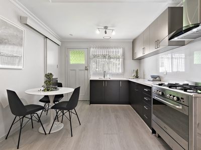 54 Creswick Street, Footscray