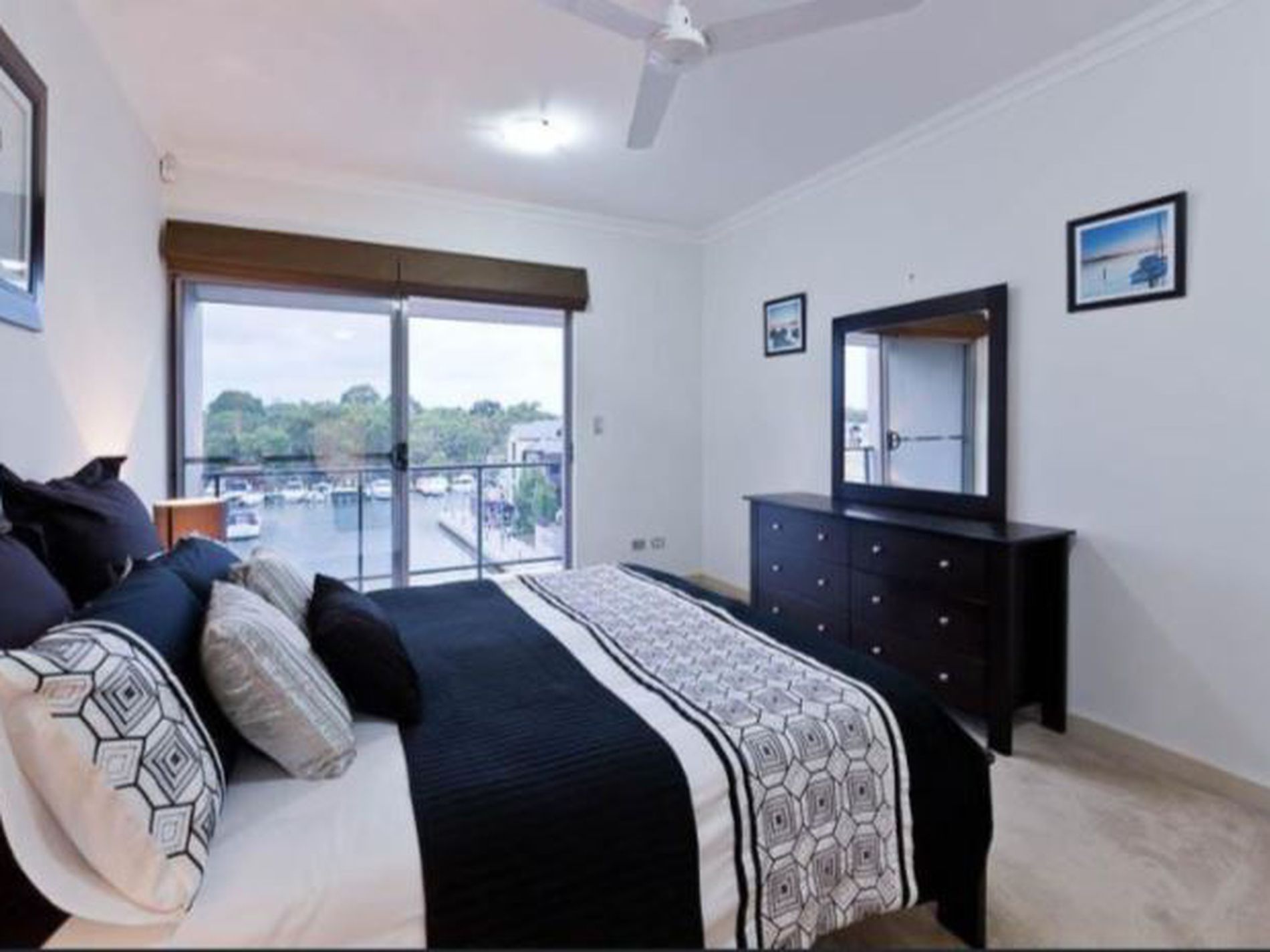 11 / 45 Tidewater Way, Ascot