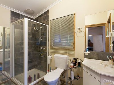 13 General Joshua Drive, Hampton Park