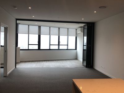 1602 / 11 Wentworth Place, Wentworth Point