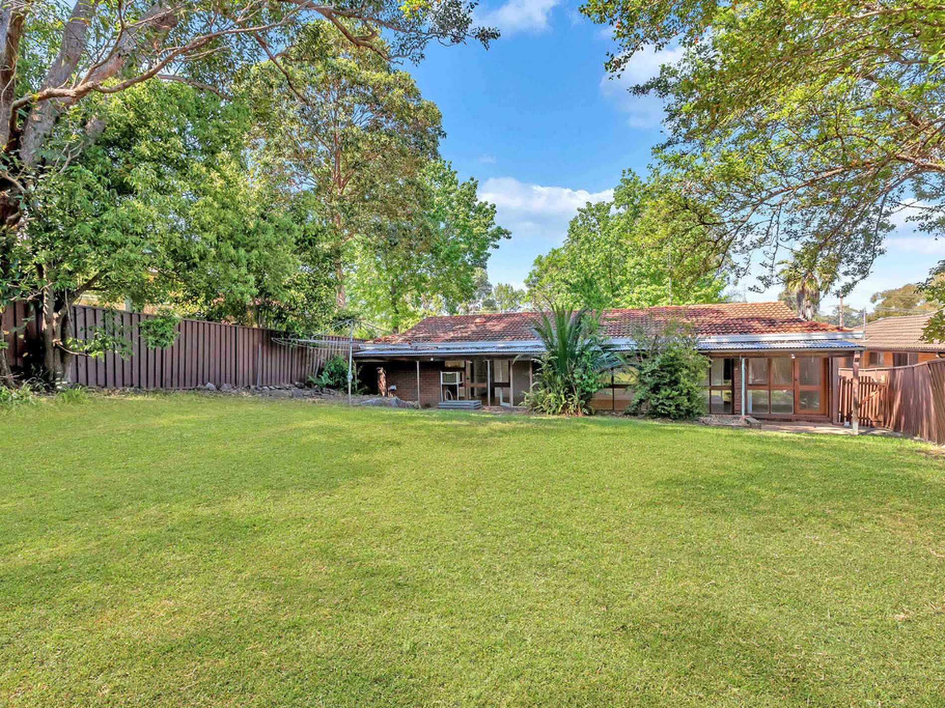 15 Larken Avenue, Baulkham Hills