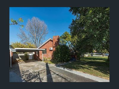 36 Farnham Street, Bentley