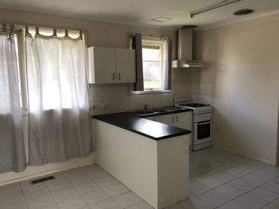 1 Peter Street, Doncaster East
