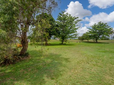 82 Taylor Street, Tully Heads