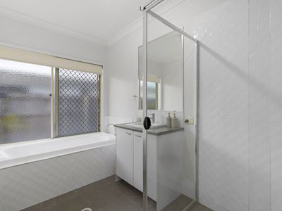 6 Brush Box Place, Wakerley