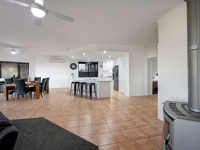 7 Bridges Drive, Southend