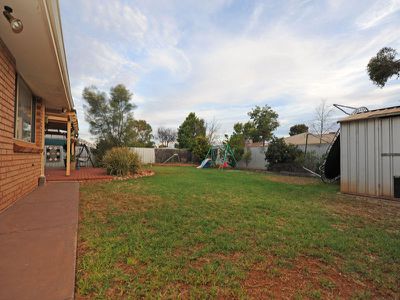 4 Boxhall Retreat, Boulder