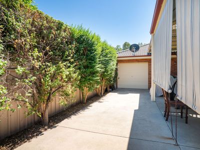 1 SLICE COURT, Wodonga