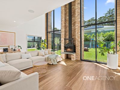 72 Seaspray Street, Narrawallee