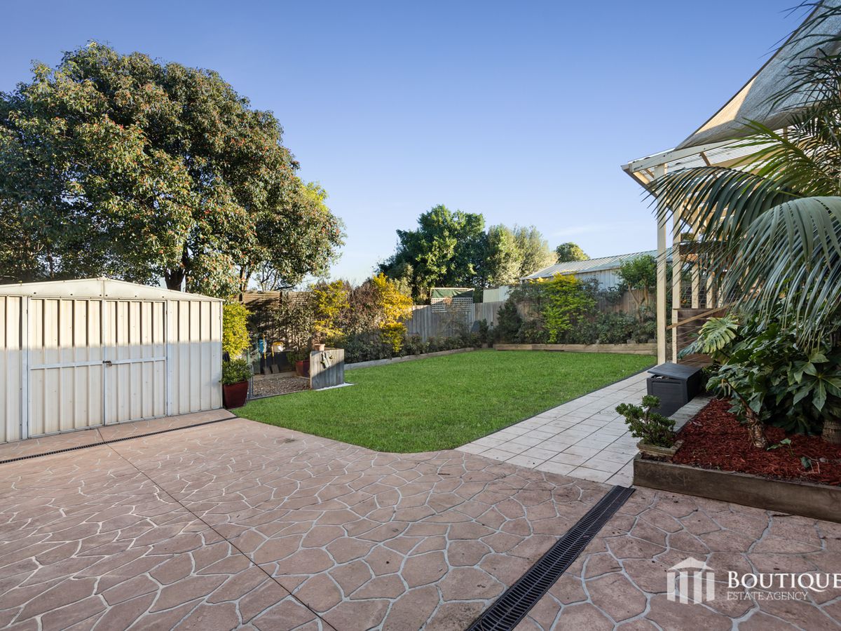 11 Briar Hurst Avenue, Dandenong North