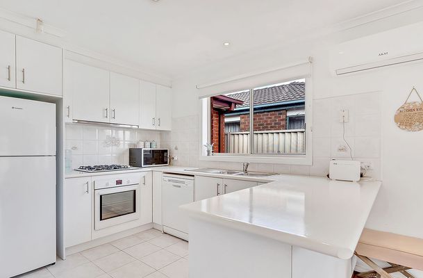 28 Jacaranda Place, Craigieburn