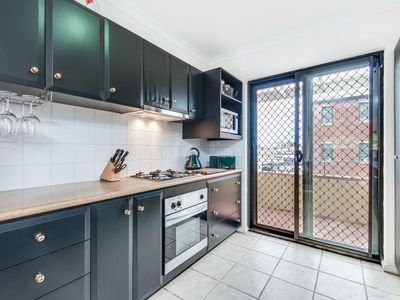 4 / 63 Palmerston Street, Perth