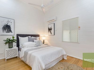 22 stagpole Street, West End