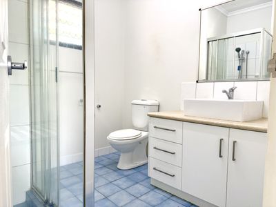 5 Nayler Court, Farrar