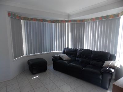 11 Brightwaters Close, Brightwaters