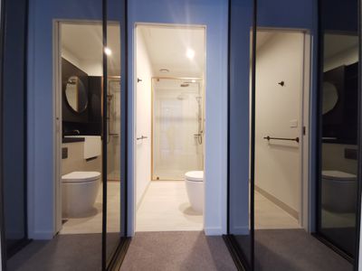 2107 / 119 A'Beckett Street, Melbourne