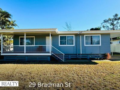 29 Bradman Street, Moranbah