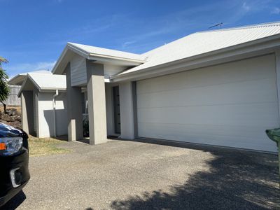 35 Hermitage Drive, Eimeo