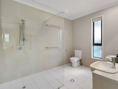 8 Cassia Court, Brookwater
