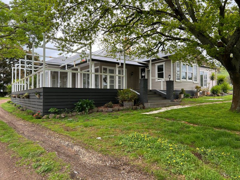 557 Springfield Rd, Springfield