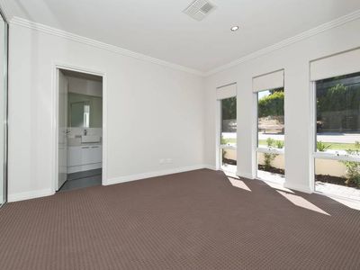 367A Flinders Street, Nollamara
