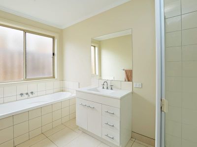 5 Endeca Court, Lovely Banks