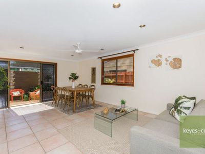 38 Casuarina Drive, Annandale