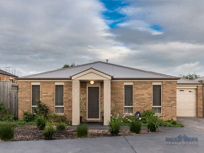 Unit 1 / 53 Ebony Drive, Pakenham