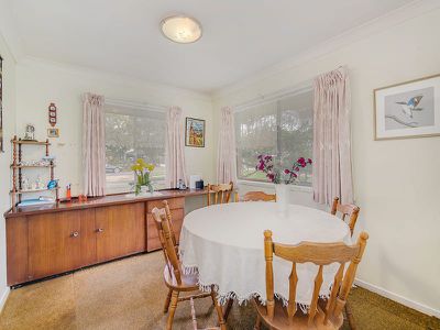 12 Sunningdale Avenue, Rochedale South
