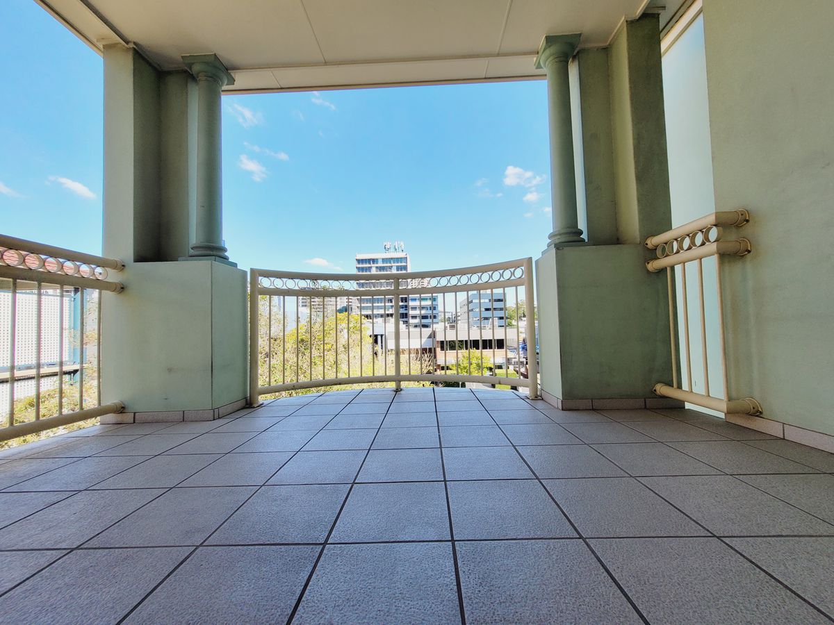 6 / 16 Lissner Street, Toowong