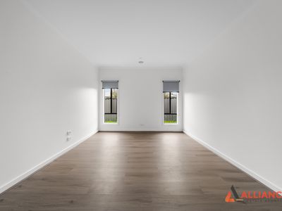 48 Railway Parade, Kalkallo