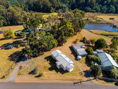 1016 Woodbridge Hill Road, Gardners Bay