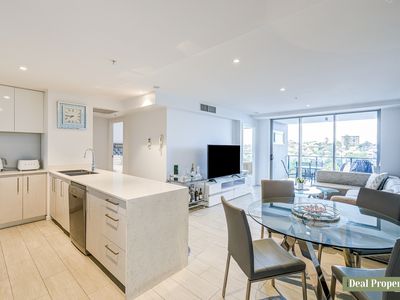 707 / 95 Linton Street, Kangaroo Point