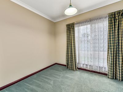 1 Hill Crescent, Mount Gambier