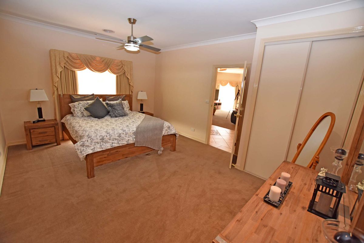 16 Deakin Grove, Tongala