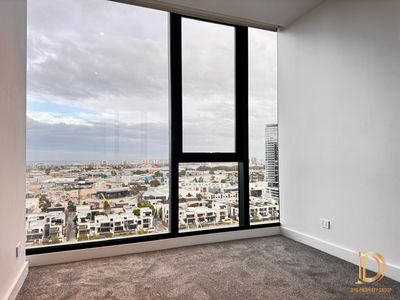 1702 / 915 Collins Street, Docklands