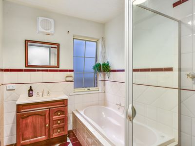 9 Hutchesson Street, Millicent