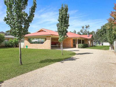 52 Victoria St, Howlong